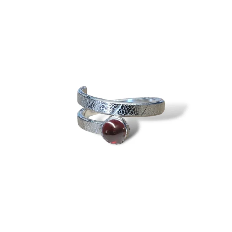 Sterling silver and 5mm Garnet ring